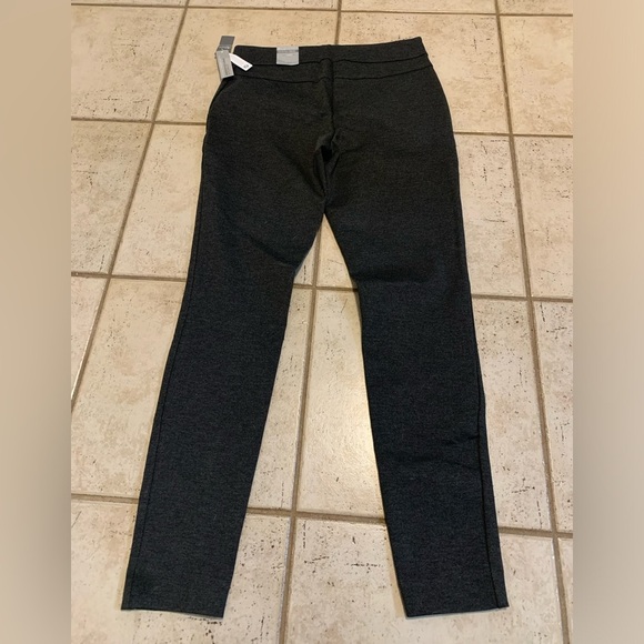 NWT Reitmans Grey Slim-Fit Pants - Size 7 - Picture 6 of 7